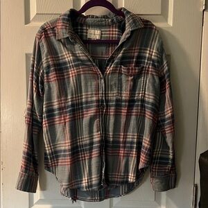 AE Blue Plaid Button-Up Shirt